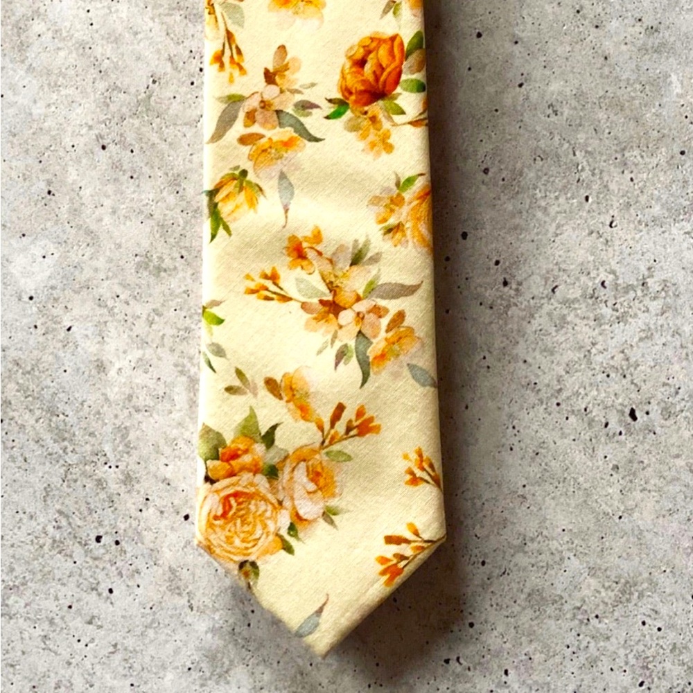 Felix Floral Neck Tie: skinny size 2.50” x 58”